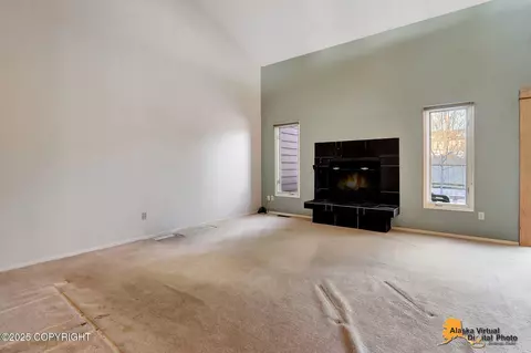 Living - 3249 Wiley Post Loop, Anchorage, AK 99517 photo 6 of 10