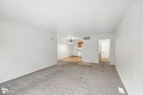 Living - 480 E Agate Ln, Wasilla, AK 99654 photo 5 of 5