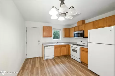 Kitchen - 480 E Agate Ln, Wasilla, AK 99654 photo 2 of 2