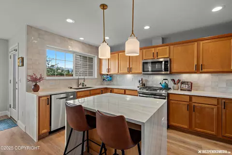 11441 Discovery Park Dr # 12A, Anchorage, AK 99515