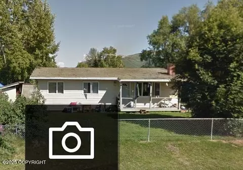 367 Standish St, Anchorage, AK 99504