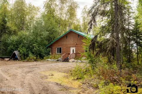 1699 N Ogrady Cir, Wasilla, AK 99654