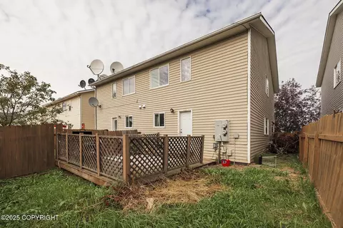 Exterior - 5552 E 4th Ave # 6, Anchorage, AK 99504 photo 5 of 7