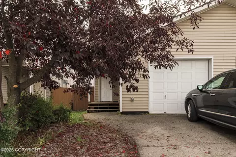 Exterior - 5552 E 4th Ave # 6, Anchorage, AK 99504 photo 2 of 7