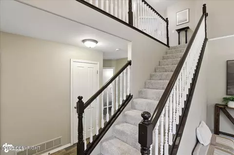 Entry Way - 20420 Williamsburg Dr, Eagle River, AK 99577 photo 2 of 5