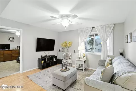 Living - 20420 Williamsburg Dr, Eagle River, AK 99577 photo 7 of 7