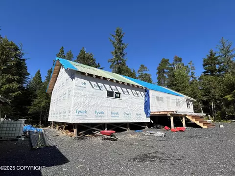 8 E Rose Ln, Petersburg, AK 99833