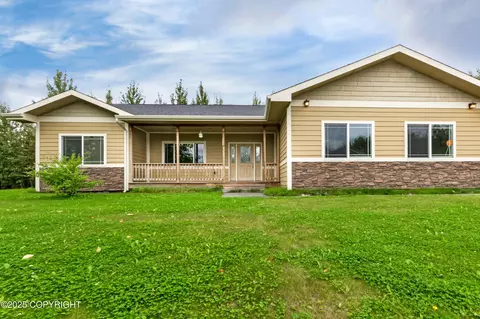 834 N Upstream Pl, Palmer, AK 99645