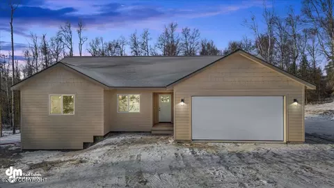 8003 W Aurora Heights Loop, Wasilla, AK 99654