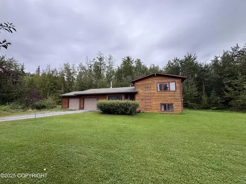 1970 N Broadway Dr, Palmer, AK 99645