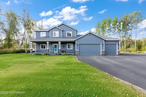 8145 E Wolf Creek Rd, Wasilla, AK 99654
