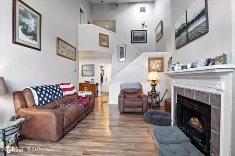 Living - 1711 Commodore Dr, Anchorage, AK 99507 photo 2 of 2