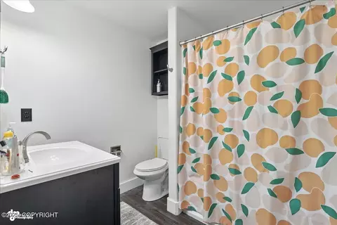 Bath - 1711 Commodore Dr, Anchorage, AK 99507 photo 3 of 3