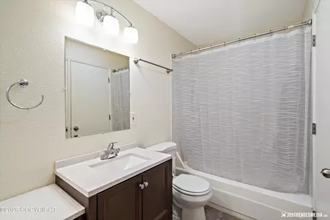 400 E 24th Ave # 24, Anchorage, AK 99503 photo 18