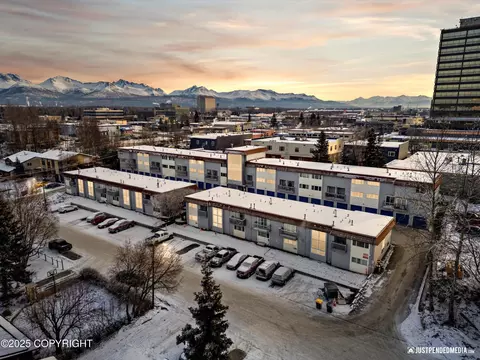 400 E 24th Ave # 24, Anchorage, AK 99503 photo 2