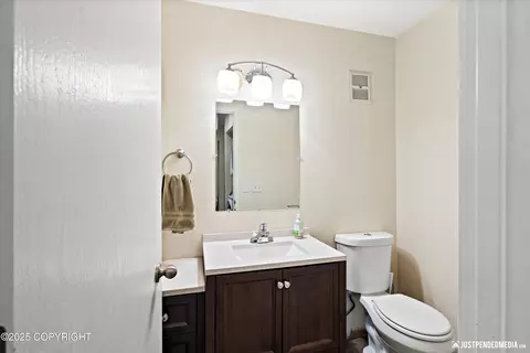 400 E 24th Ave # 24, Anchorage, AK 99503 photo 14