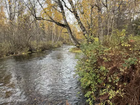 2901 W Riverdell Dr, Wasilla, AK 99623