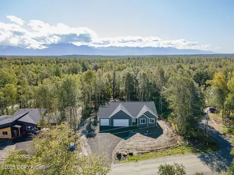 View/Area - 3124 E Woodruff Loop, Wasilla, AK 99654 photo 2 of 15