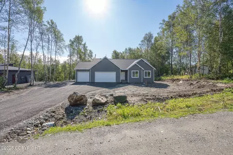 Exterior - 3124 E Woodruff Loop, Wasilla, AK 99654 photo 4 of 9