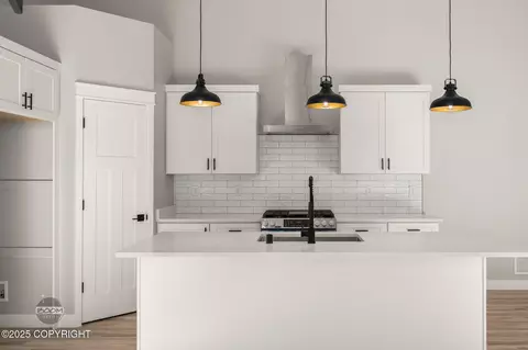 Kitchen - 3124 E Woodruff Loop, Wasilla, AK 99654 photo 2 of 4
