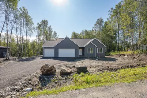 Exterior - 3124 E Woodruff Loop, Wasilla, AK 99654 photo 5 of 9