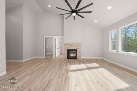 Living - 3124 E Woodruff Loop, Wasilla, AK 99654 photo 4 of 8