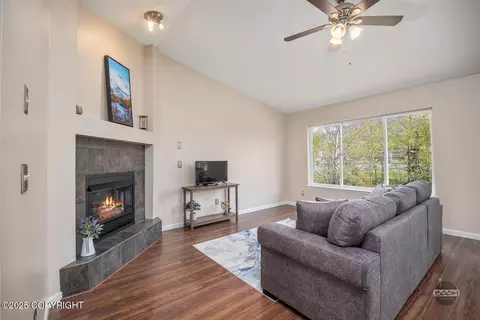 11943 Town Park Cir, Eagle River, AK 99577 photo 17