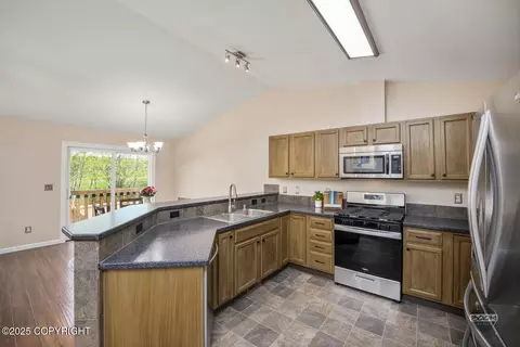 11943 Town Park Cir, Eagle River, AK 99577 photo 27