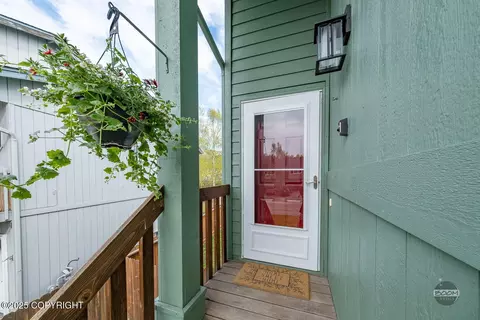 11943 Town Park Cir, Eagle River, AK 99577 photo 15
