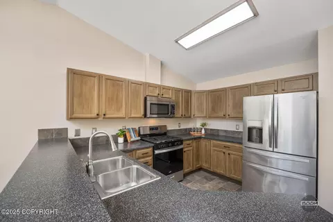 11943 Town Park Cir, Eagle River, AK 99577 photo 26