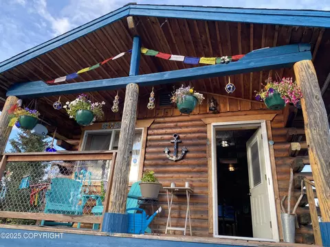 39047 Sayer Rd, Anchor Point, AK 99556