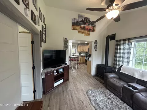 5940 W Trinity Ave, Wasilla, AK 99623
