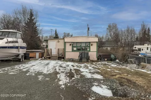 822 Cherry St, Anchorage, AK 99504 photo 1