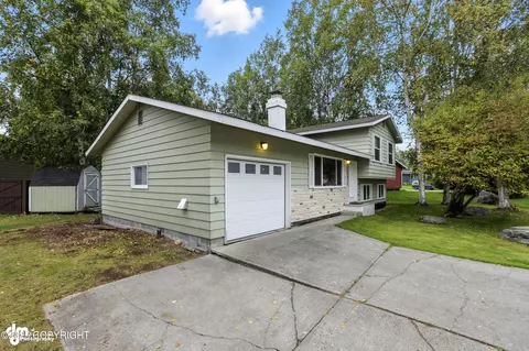2319 Success Dr, Anchorage, AK 99504