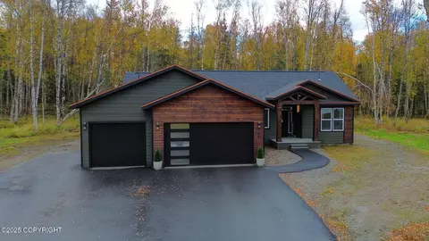 746 W Birdnest Dr, Wasilla, AK 99654