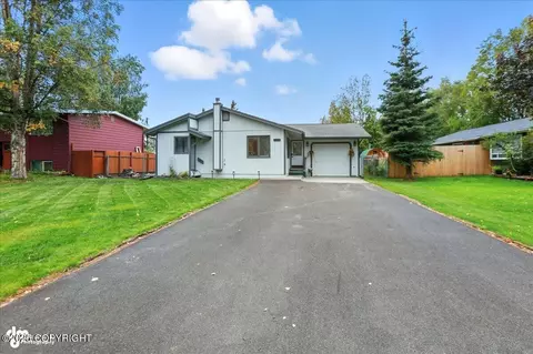 3520 Tanglewood Pl, Anchorage, AK 99517