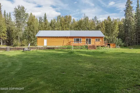 8835 Richardson Hwy, Salcha, AK 99714