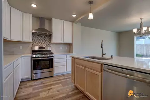 13092 Chase Cir, Eagle River, AK 99577 photo 9