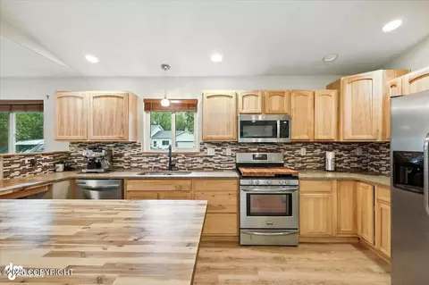 7040 W Sandvik Dr, Wasilla, AK 99623
