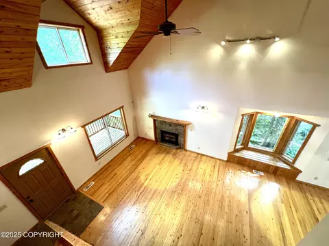 Living - 21040 Scenic Dr, Chugiak, AK 99567 photo 3 of 12