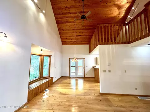 Living - 21040 Scenic Dr, Chugiak, AK 99567 photo 7 of 12