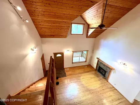 Living - 21040 Scenic Dr, Chugiak, AK 99567 photo 11 of 12