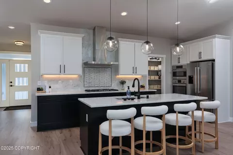 Kitchen - 17865 Rivervista Rd, Eagle River, AK 99577 photo 1 of 6