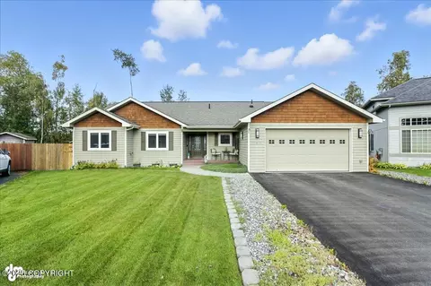 13064 Ezi View Cir, Eagle River, AK 99577