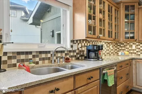 13064 Ezi View Cir, Eagle River, AK 99577 photo 10