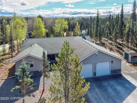 34120 Snow Ln, Soldotna, AK 99669