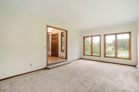 Living - 22410 Pharaoh Cir, Chugiak, AK 99567 photo 3 of 4