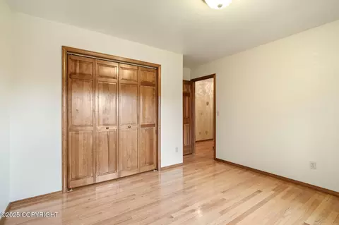 Bedroom - 22410 Pharaoh Cir, Chugiak, AK 99567 photo 2 of 8