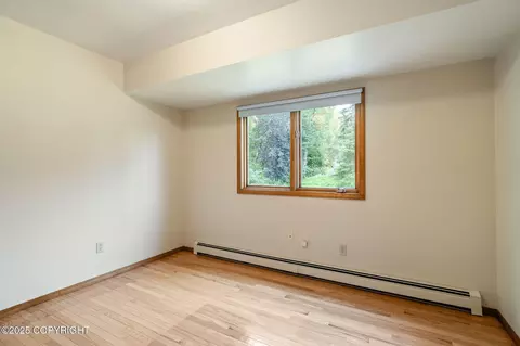 Bedroom - 22410 Pharaoh Cir, Chugiak, AK 99567 photo 4 of 8
