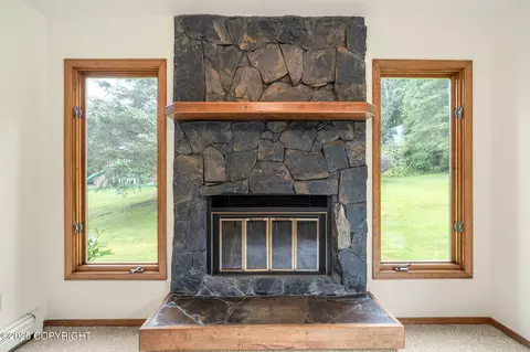 Living - 22410 Pharaoh Cir, Chugiak, AK 99567 photo 4 of 4